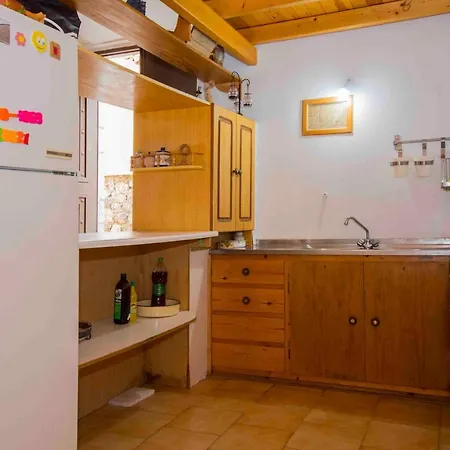 Liotrivi House Διαμέρισμα *