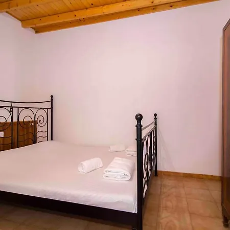 Διαμέρισμα Liotrivi House